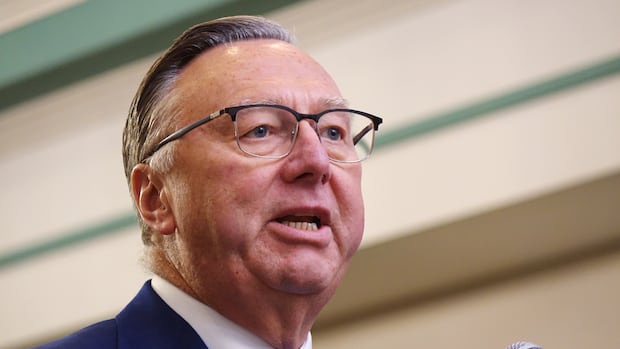 Removing emissions cap will lower roadblocks for oil development, Wakeham says