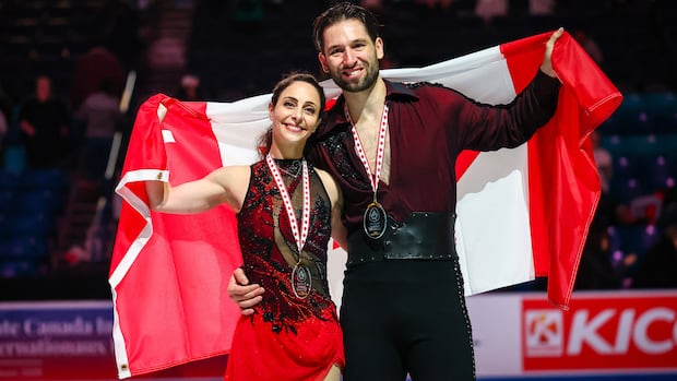 Canada's Stellato-Dudek, Deschamps win 3rd straight Skate Canada pairs title