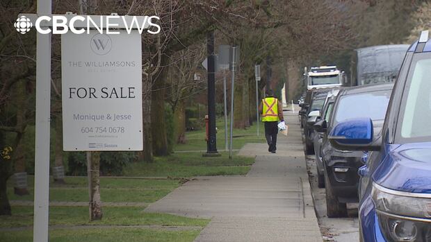 La incertidumbre de la tarifa reduce las operaciones de la casa de febrero en más del 9% en BC