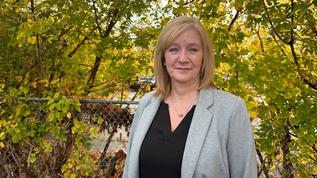 Oshawa wants to limit where social services can be located. Some are fighting back | CBC News