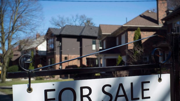 Greater Toronto home sales down 9.5 per cent in October from last year | CBC News