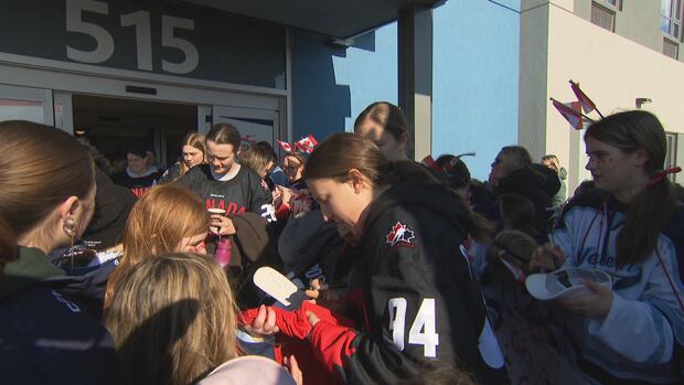TEAM CANADA WOMENS TEAM CANADA WOMENS
