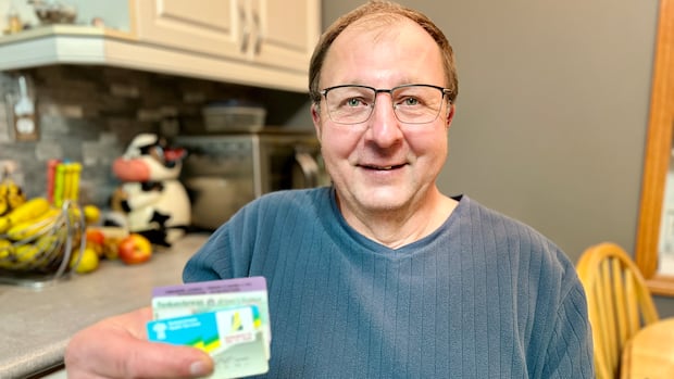 A tale of 2 Flin Flons: How the Manitoba-Sask. border complicates life for some residents of the northern city