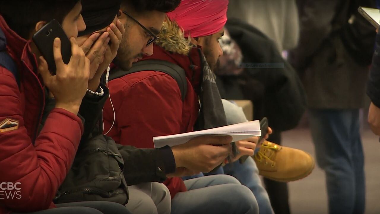International students accuse Manitoba NDP of inaction on restoring health-care coverage | CBC.ca