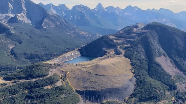 An aerial view of Tent Mountain in southwestern Alberta, which was the site of an open-pit coal mine that was active decades ago but has since been abandoned. Evolve Power (formerly known as Montem Resources) now aims to use the site for a pumped-hydro energy storage project. It has given up other coal leases as part of a $95-million settlement with the Government of Alberta. An aerial view of Tent Mountain in southwestern Alberta, which was the site of an open-pit coal mine that was active decades ago but has since been abandoned.