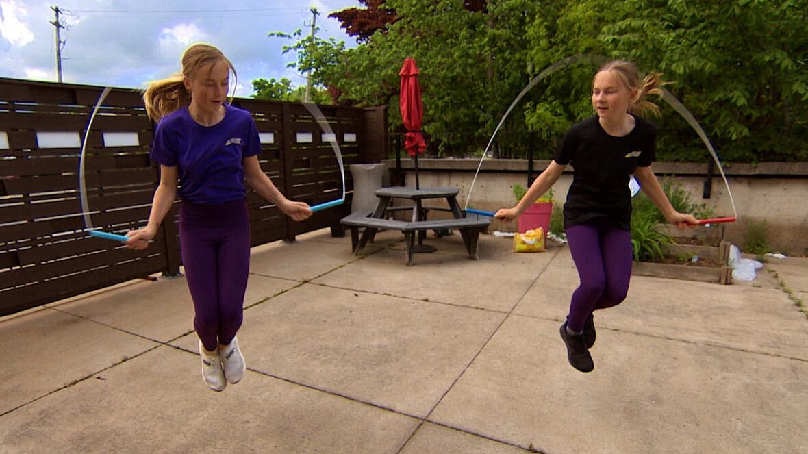 These 12-year-old twins are gold medal-winning skippers