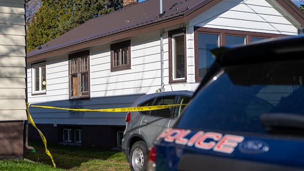 Thunder Bay police charge man over College Street homicide