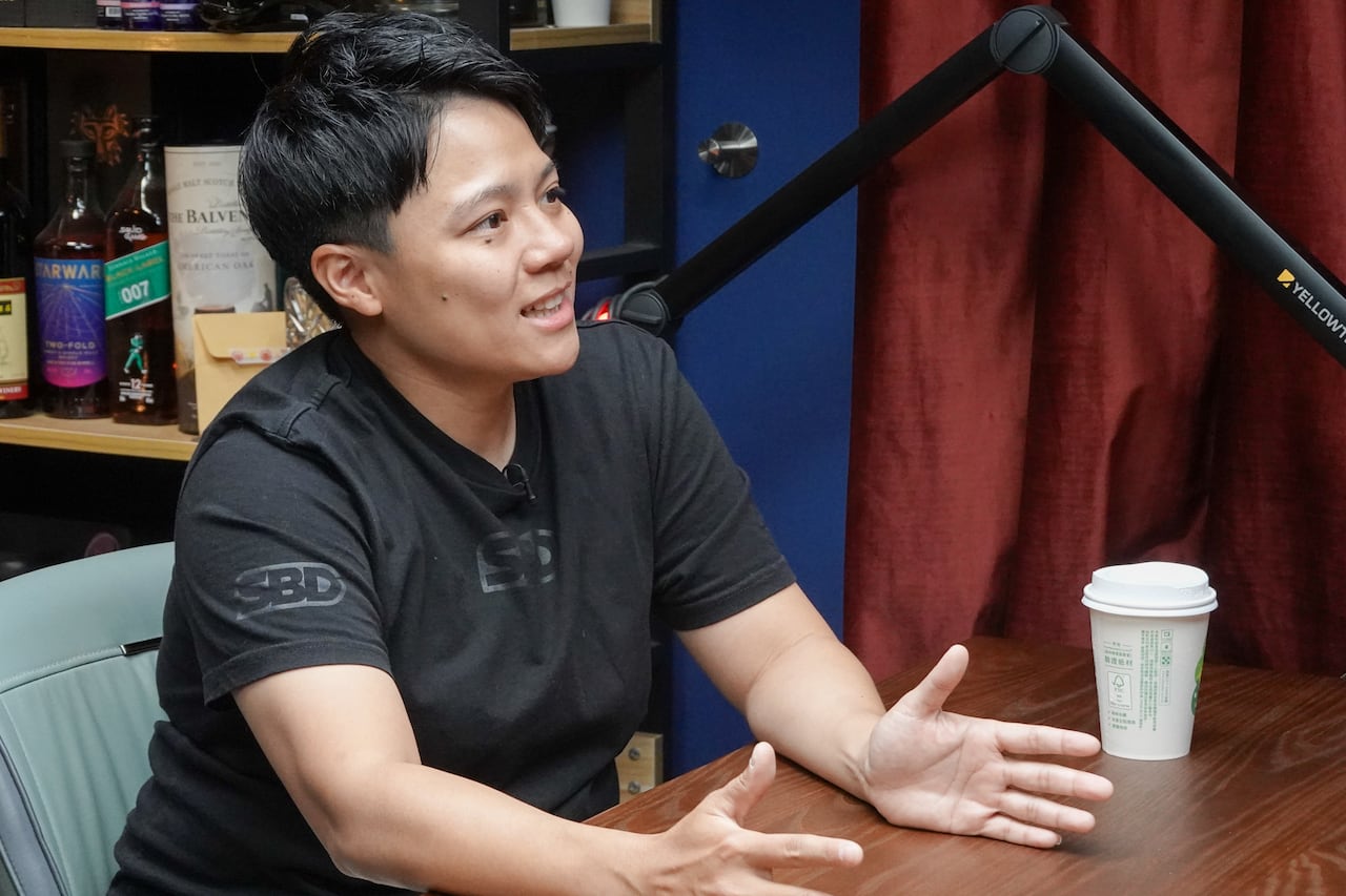 Mindy Huang, 36, hosts a popular Taiwan podcast on global politics called “Mindi World News”,