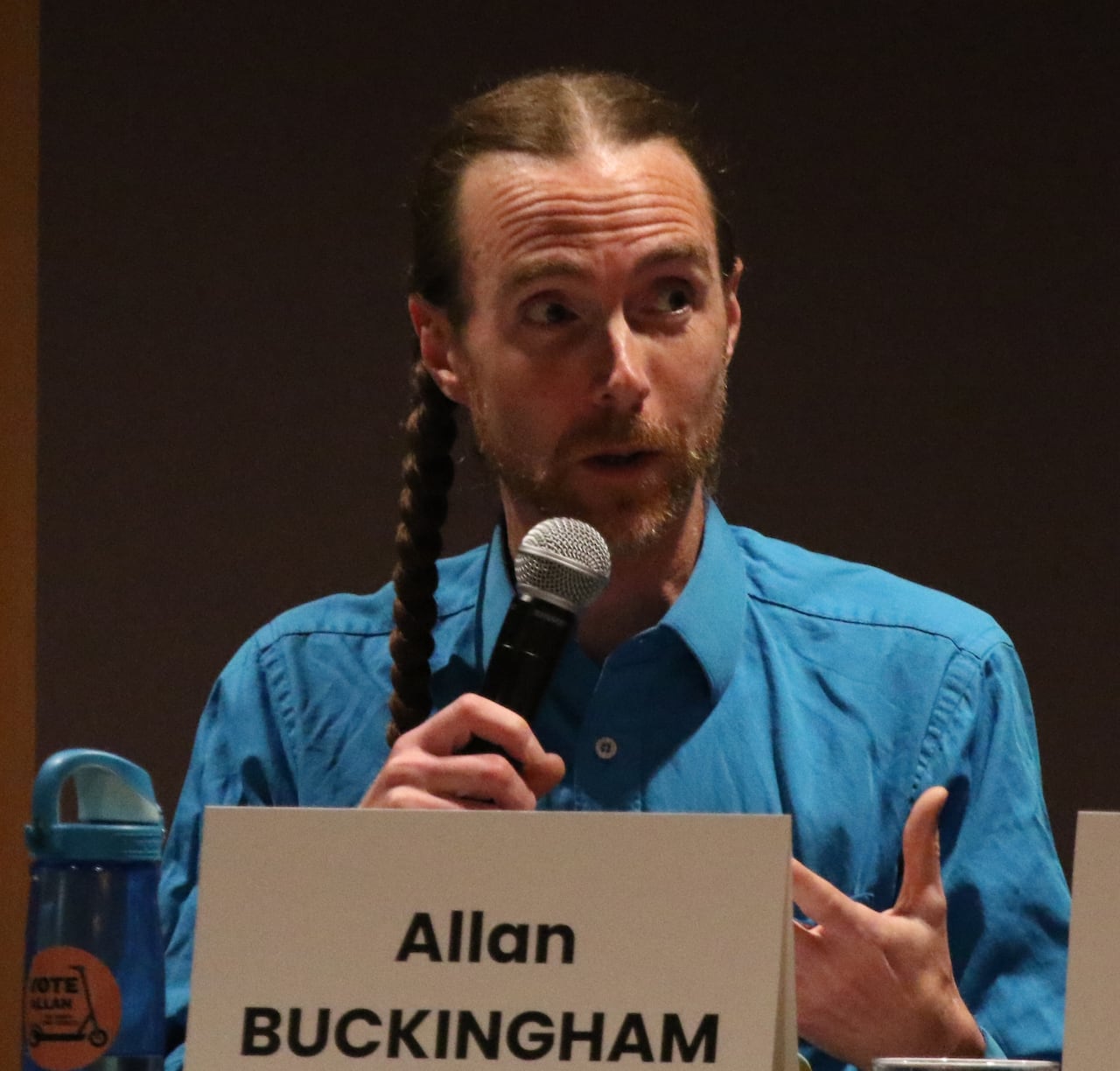 ウベルタ市議会選挙でクリエイターバフを獲得 CBCニュース